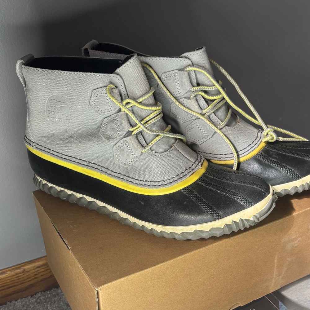 Sorel Gray and Black Winter Boots with Yellow Trim